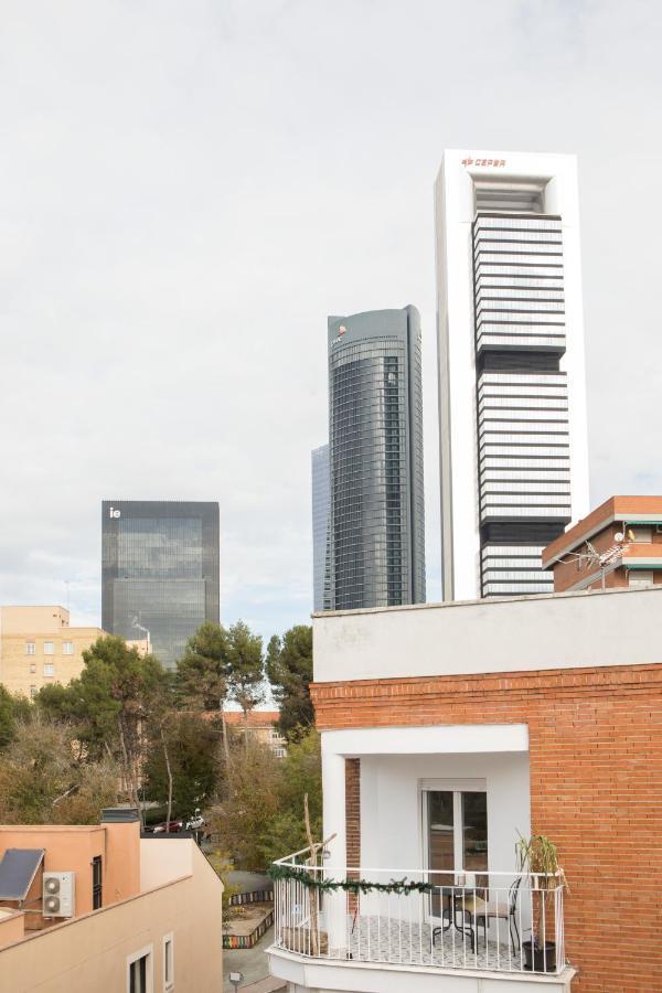 Apartamentos Las Torres Madrid Exterior photo