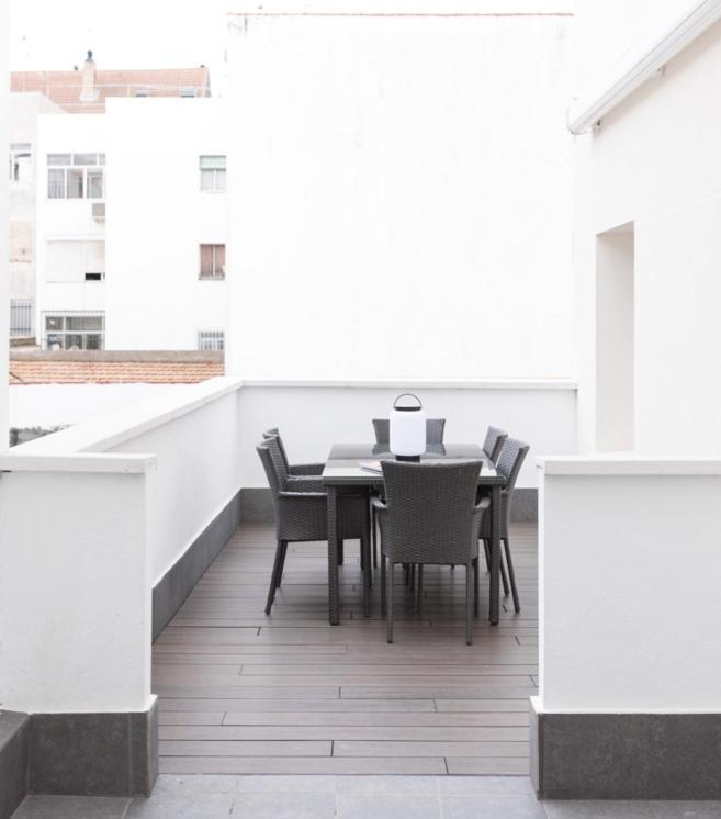 Apartamentos Las Torres Madrid Exterior photo