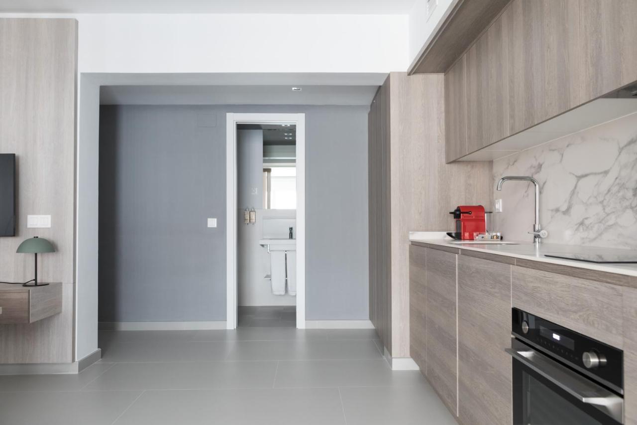 Apartamentos Las Torres Madrid Exterior photo